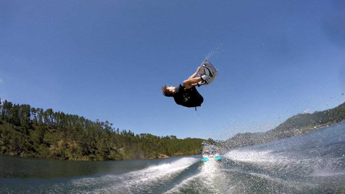 WakeBoard On Lake Como - immagine 2